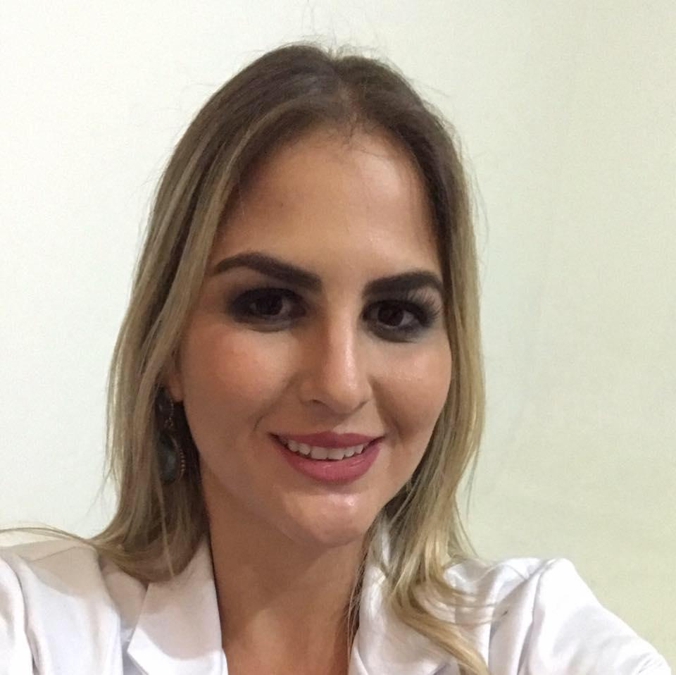 Dra. Ana Claudia Alves Zangirolami